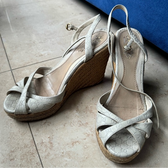 Gucci GG Signature Leather Espadrilles Size: US8.5, IT38.5 - Picture 3 of 9